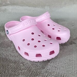 CROCS Classic Kids Clogs Sandals Size 5 Womens 7 Pink Slip On Shoes NEW